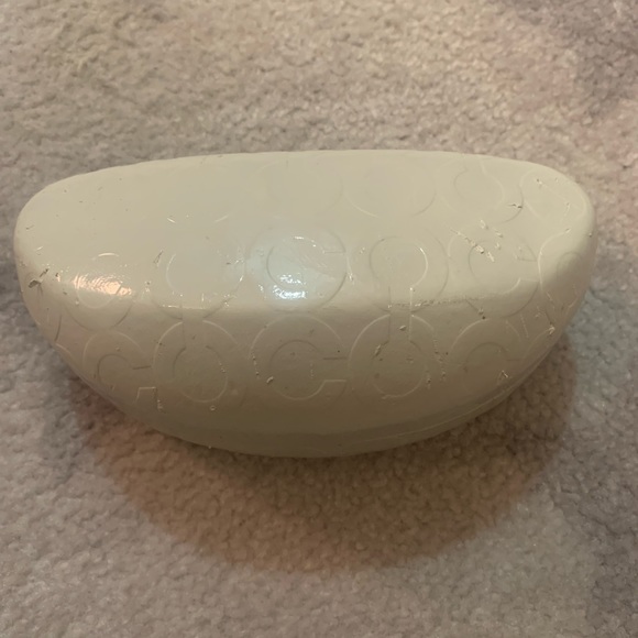 Coach sunglasses - Picture 6 of 7